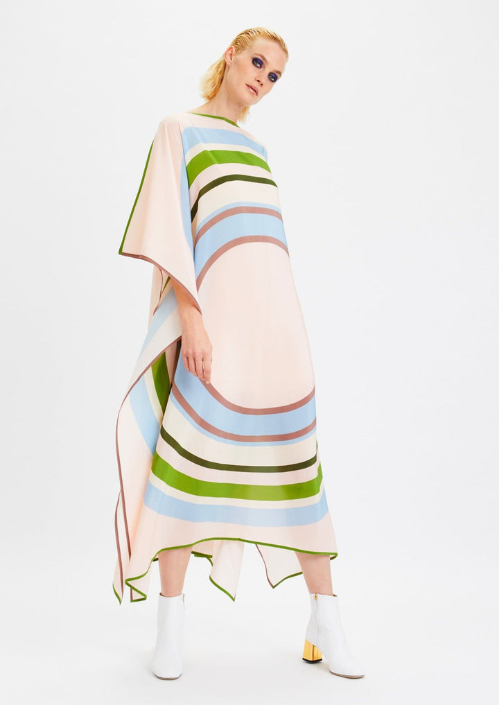 RADIANT REVERIE: WOMENS WEAR KAFTAN
