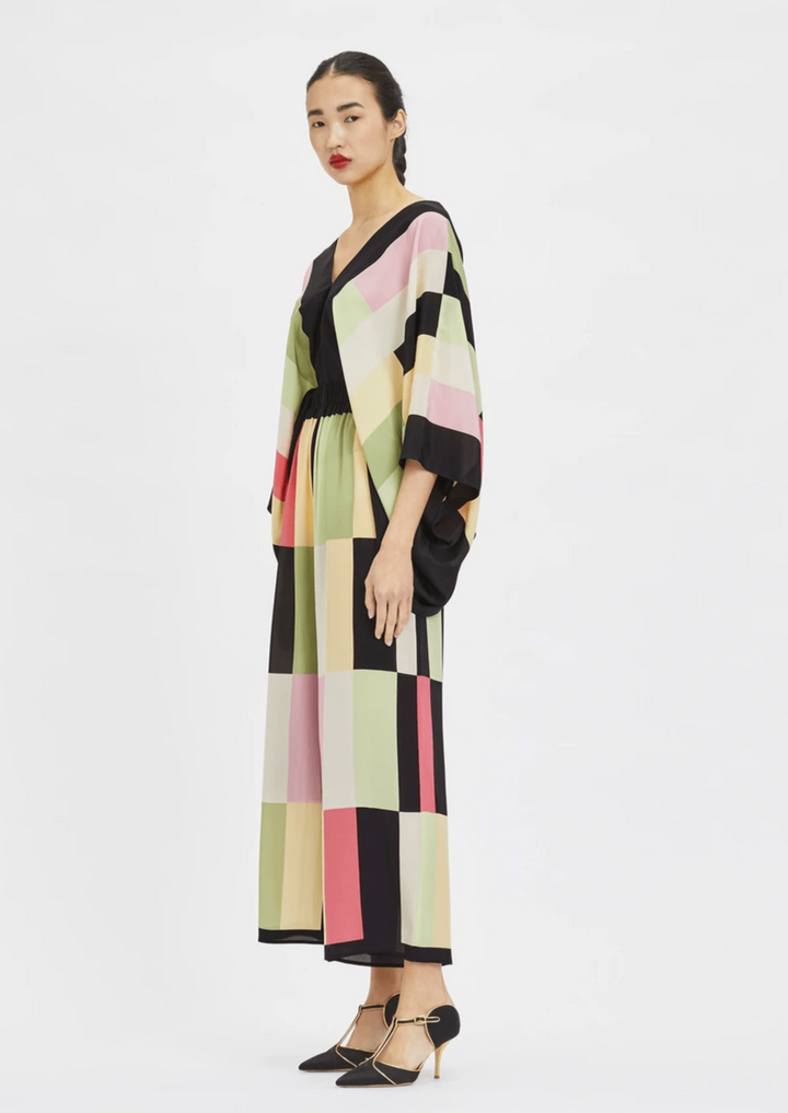 VIVID VOYAGE: WOMEN'S VERSATILE V-NECK CO-ORD SET