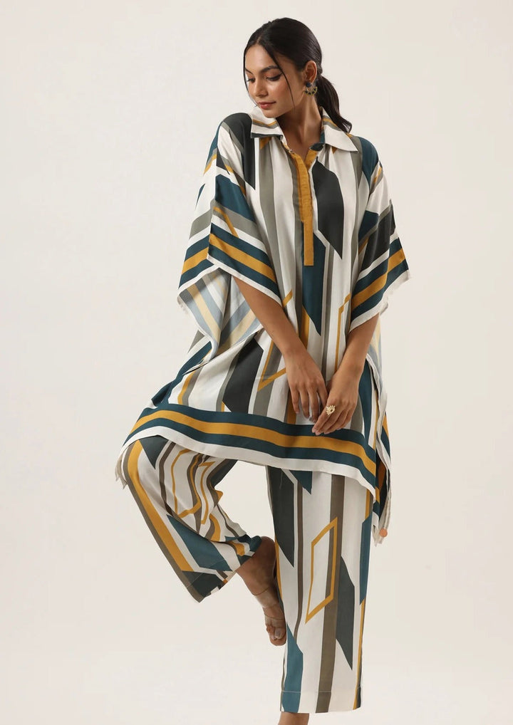 CHIC ABSTRACT STRIPE CO-ORD SET