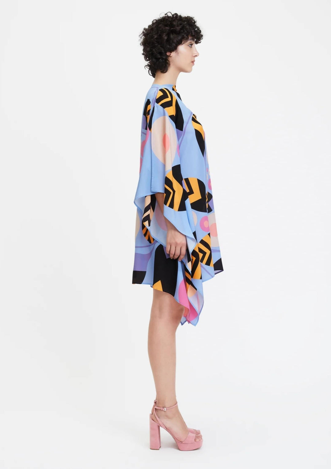 REGAL FERN: WOMEN'S KAFTAN WITH LEAF DESIGN
