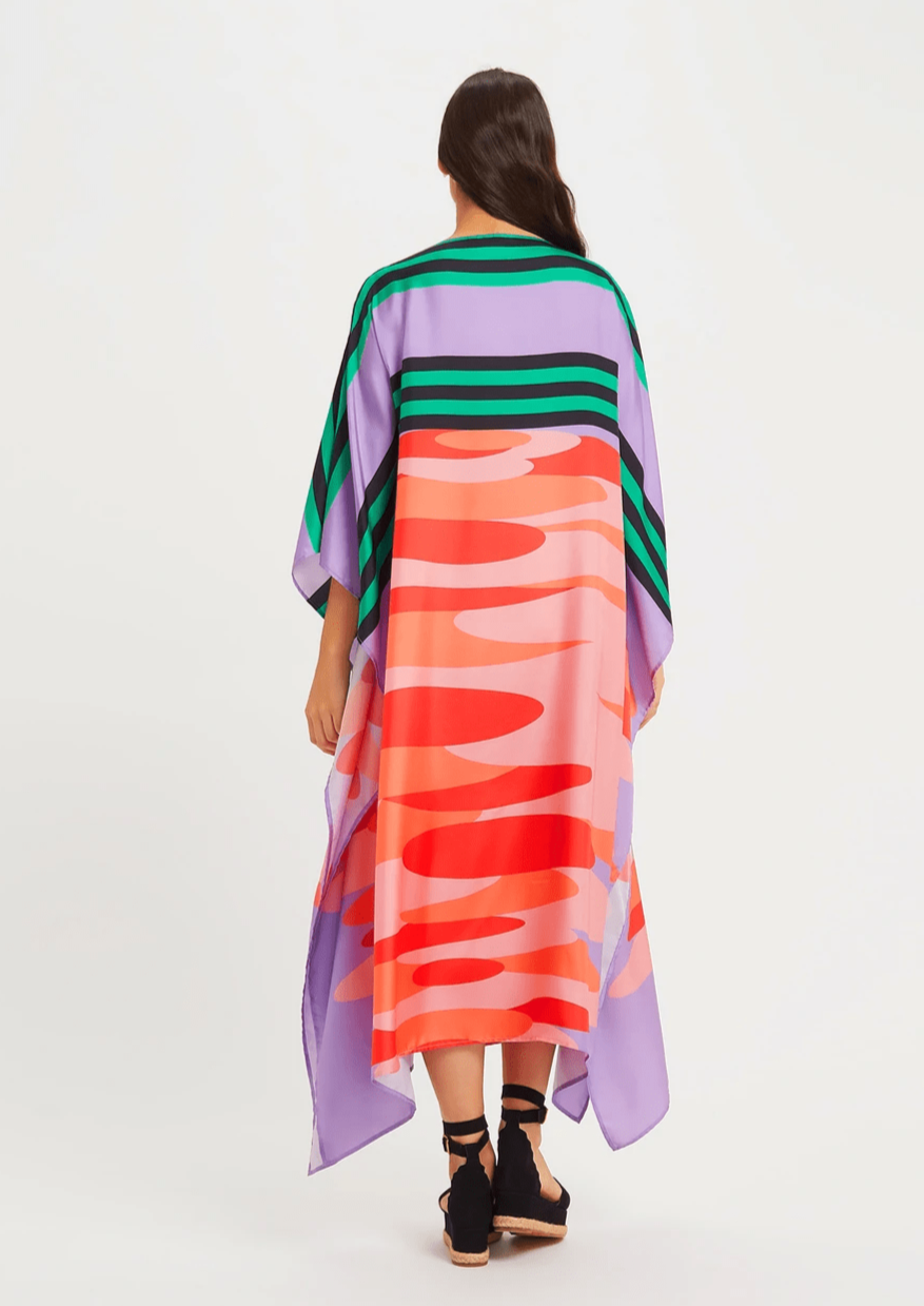 LUXURY REDEFINED: SILK KAFTAN WITH ABSTRACT FLAIR
