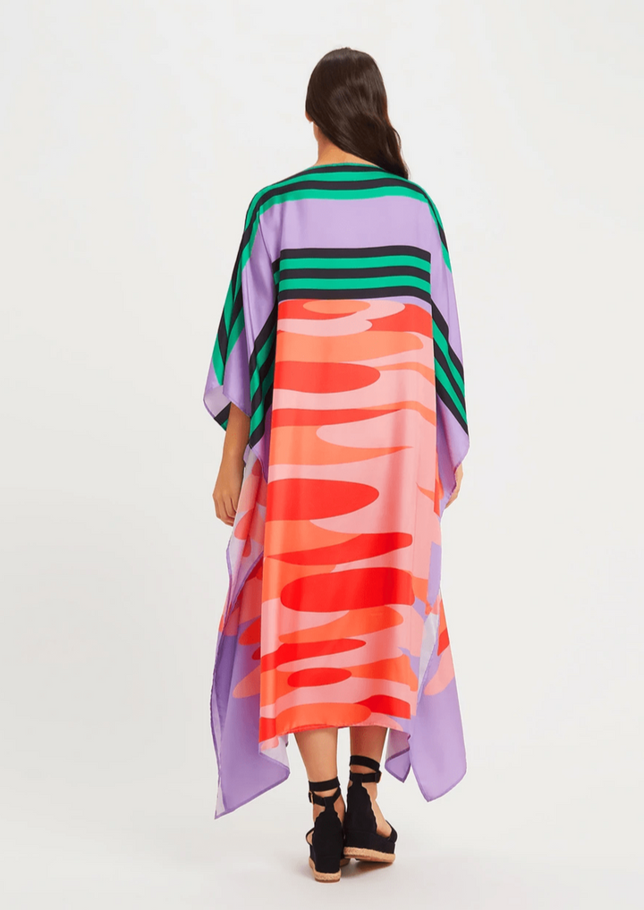LUXURY REDEFINED: SILK KAFTAN WITH ABSTRACT FLAIR