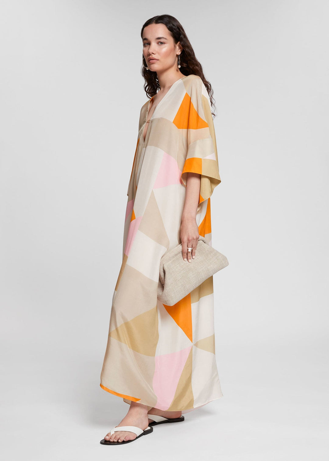 CHICGEO KAFTAN: STYLISH OVERSIZED ELEGANCE IN PASTEL HUES
