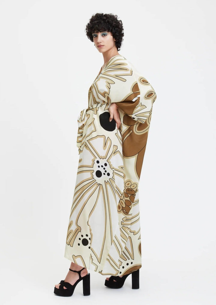 BOUQUET BEAUTY: WOMEN'S KAFTAN IN LUXURIOUS FLORAL ABSTRACT