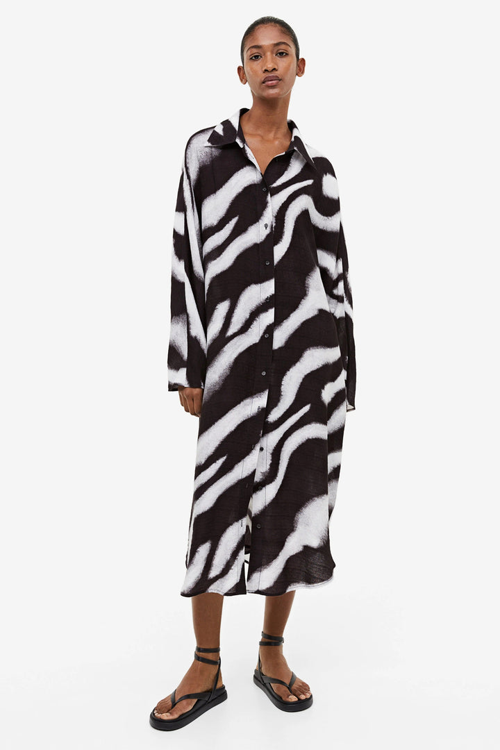 MONOCHROME ZEBRA STRIPE LONGLINE SHIRT DRESS