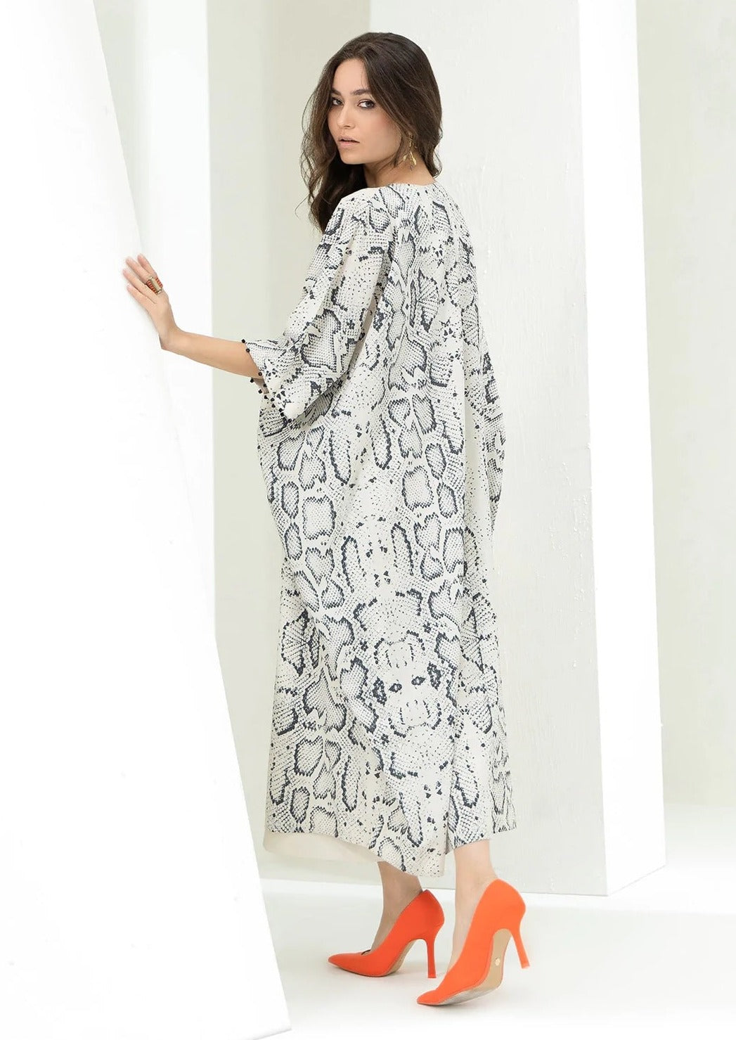 DAISY DREAMLAND WHITE FLORAL KAFTAN