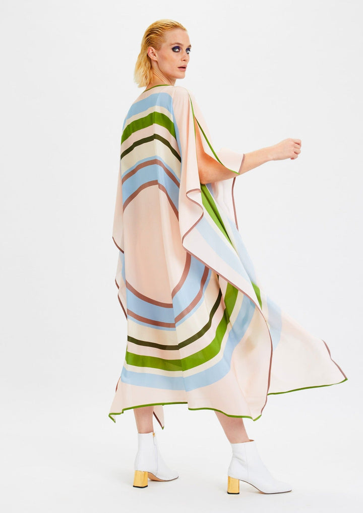 RADIANT REVERIE: WOMENS WEAR KAFTAN