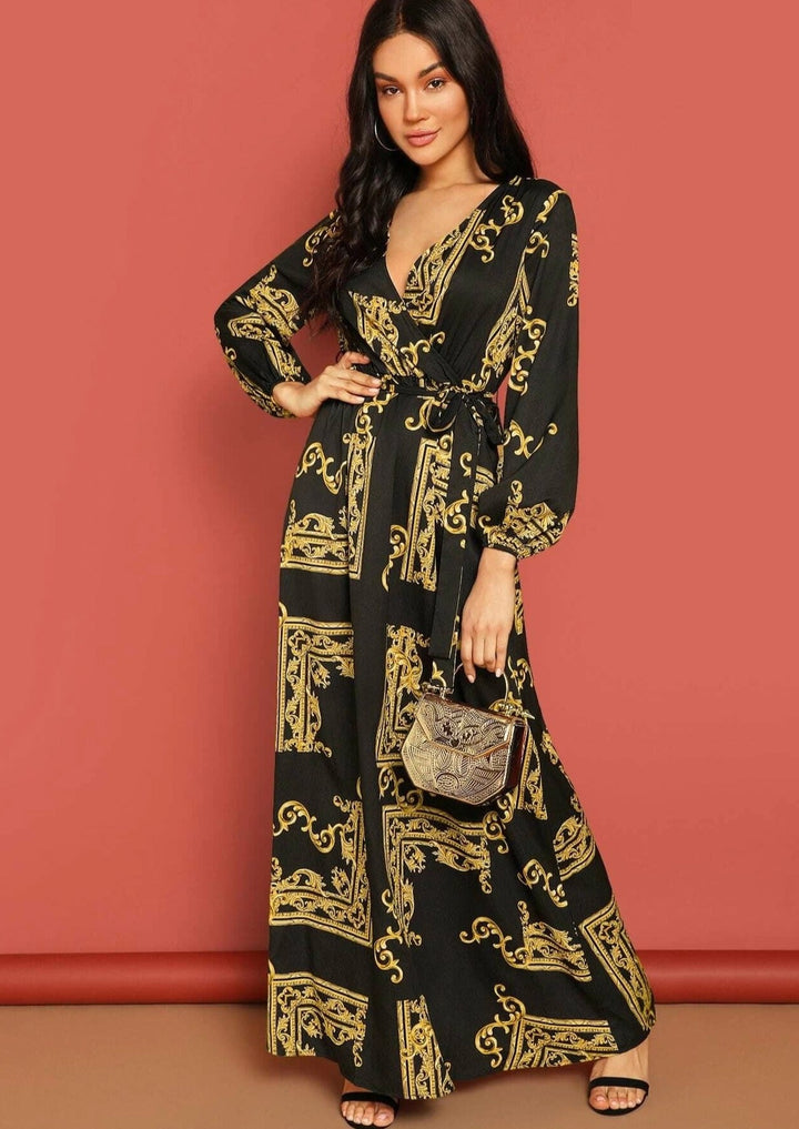 BOHEMIAN ELEGANCE: EMBROIDERED BLACK PAISLEY MAXI KAFTAN DRESS