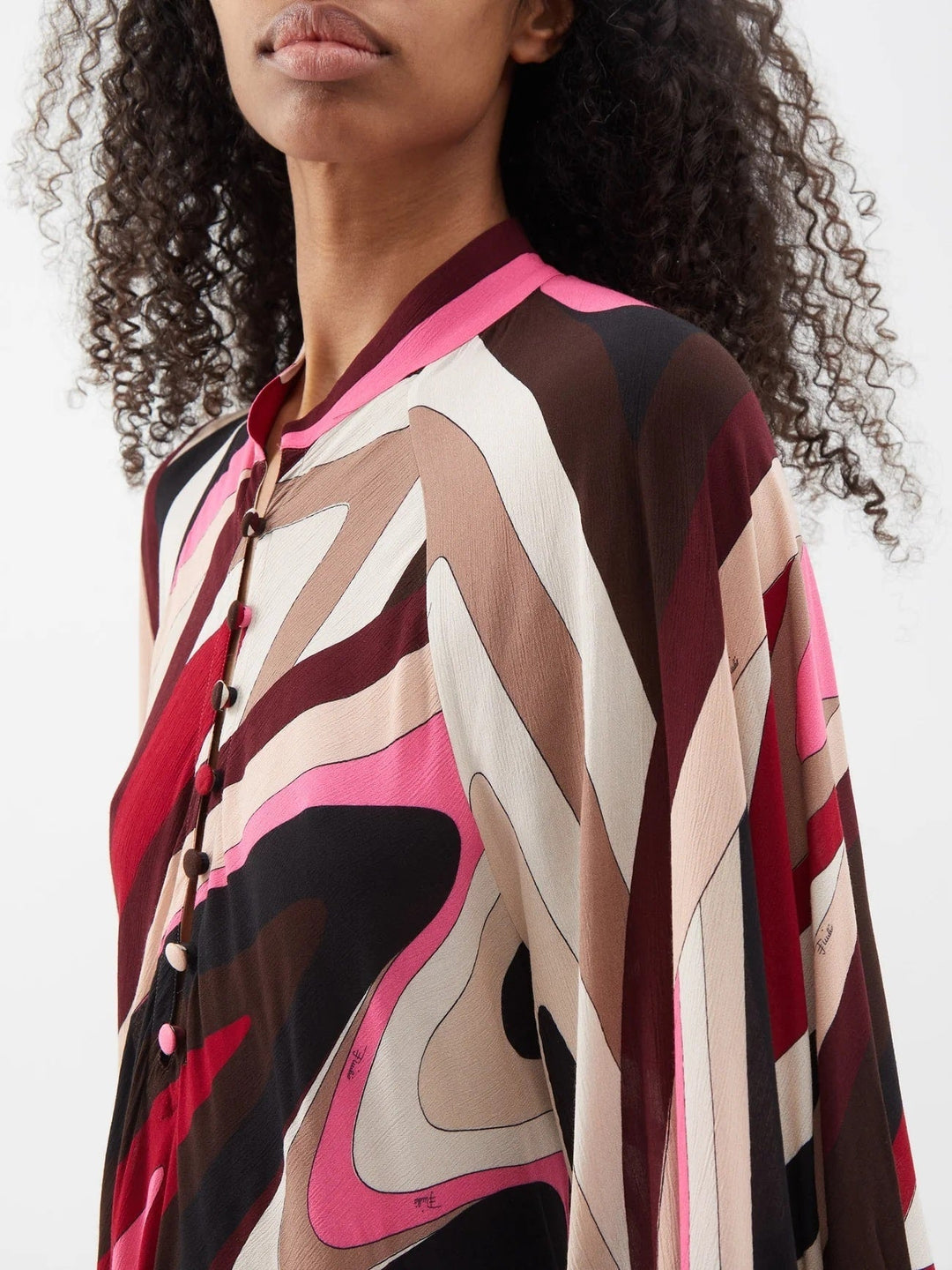 LUXE FLAIR: DESIGNER - INSPIRED KAFTAN WITH FLARED SLEEVES